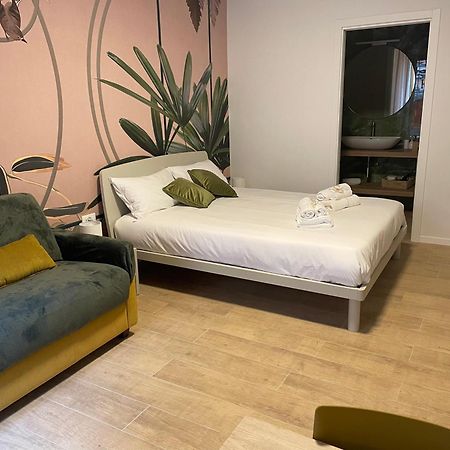 Calari Rooms - Monolocale 볼로냐 외부 사진