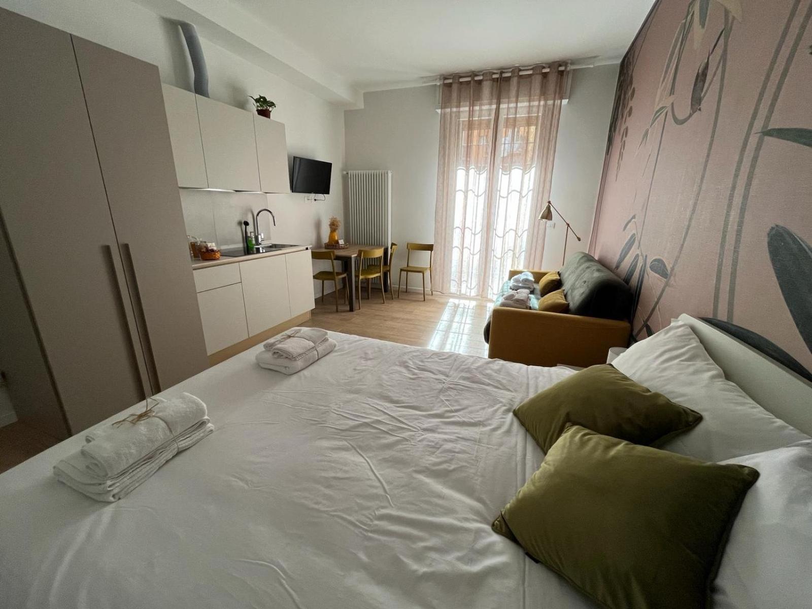 Calari Rooms - Monolocale 볼로냐 외부 사진